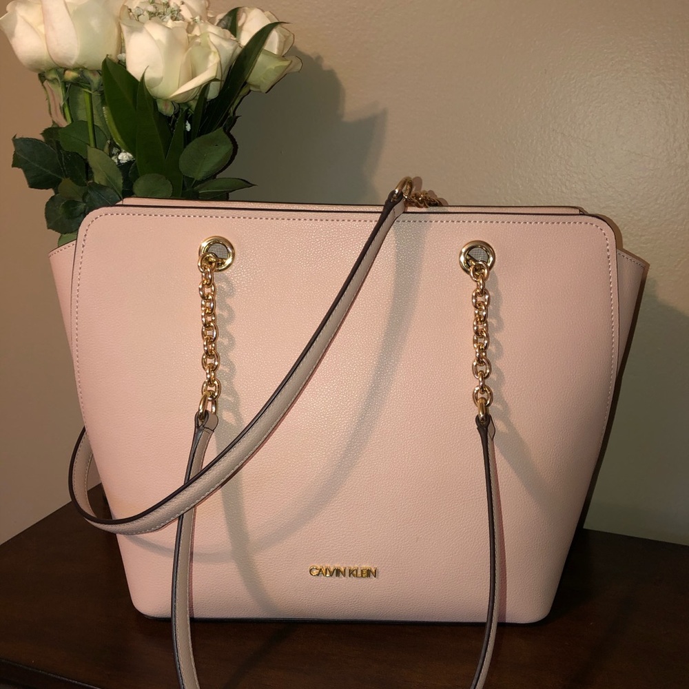 Calvin Klein Hailey Micro Pebble Top Zip Chain Tote